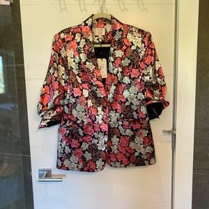 Cinq a sept gorgeous blazer -new